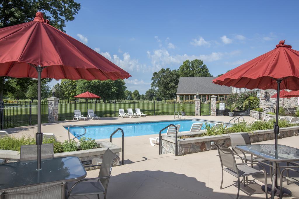 Swan Lake Resort Plymouth Exterior foto
